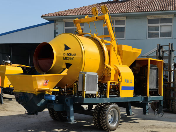 concrete mixer with pump