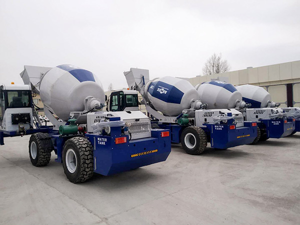 3.2 cub self-loading mobile concrete mixer